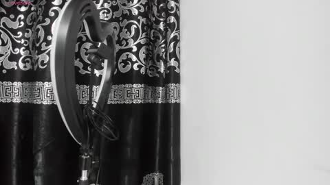 LIAM KLEIN online show from 27, 2, 2025