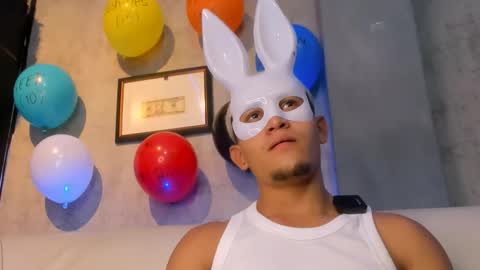 liam_knight online show from 19, 11, 2025