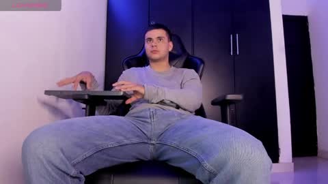 Snapshot of liam_mateo_ chatting on 27, 4, 2026 Liam online show from 27, 4, 2026