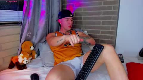 Snapshot of liam_oficial chatting on 25, 2, 2026 liam online show from 25, 2, 2026