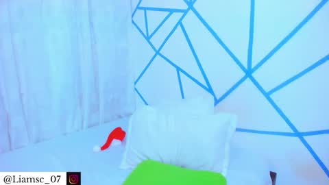 Snapshot of liam_scott77 chatting on 13, 12, 2025 Liam scott77 online show from 13, 12, 2025