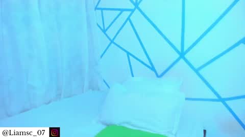 Snapshot of liam_scott77 chatting on 12, 4, 2026 Liam scott77 online show from 12, 4, 2026