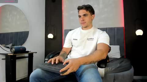 Liam online show from 6, 10, 2025