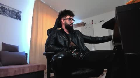 Liam online show from 25, 2, 2026