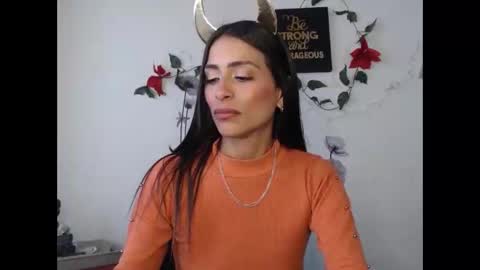 Snapshot of liamiler01_ chatting on 12, 12, 2024 Lia Miller online show from 12, 12, 2024