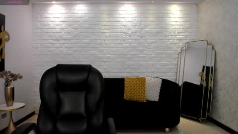 Snapshot of liammcarter chatting on 12, 11, 2025 Liam online show from 12, 11, 2025