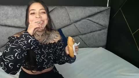 L I A M O N R O E online show from 29, 10, 2025