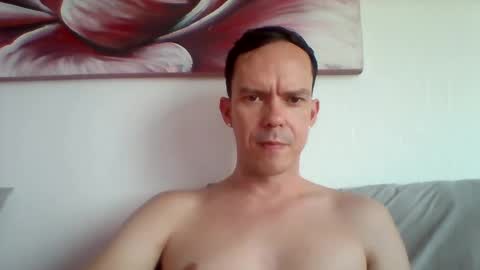 Snapshot of liamrosezn chatting on 5, 12, 2024 LiamRose online show from 5, 12, 2024
