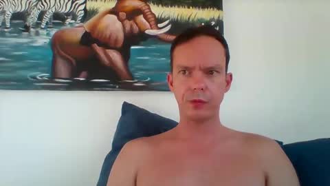 Snapshot of liamrosezn chatting on 3, 2, 2025 LiamRose online show from 3, 2, 2025