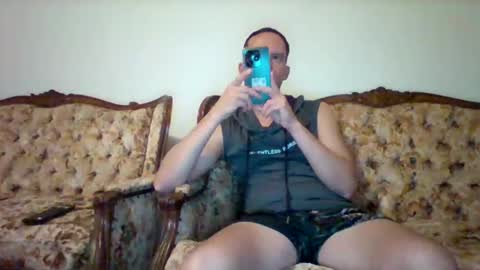 Snapshot of liamrosezn chatting on 6, 3, 2025 LiamRose online show from 6, 3, 2025
