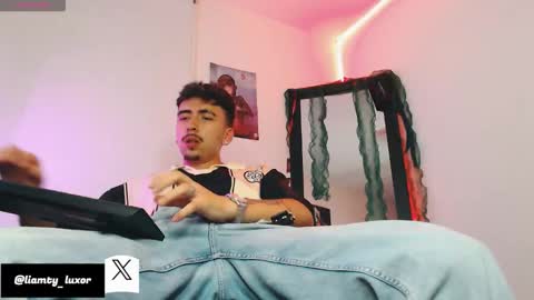 Snapshot of liamty_luxor chatting on 10, 1, 2026 Liam online show from 10, 1, 2026