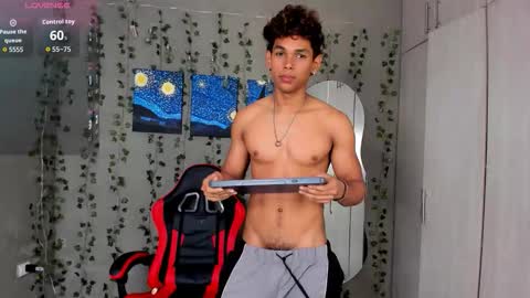 Snapshot of liamvibes212 chatting on 14, 3, 2026 liamvibes212 online show from 14, 3, 2026