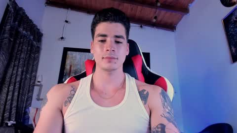 liamwyatt_ online show from 13, 12, 2024