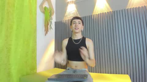 lian_cameron online show from 28, 2, 2026