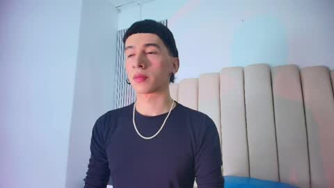 lian_cameron online show from 2, 6, 2026