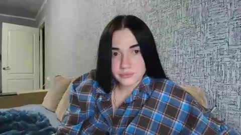 liana_diva online show from 13, 11, 2025