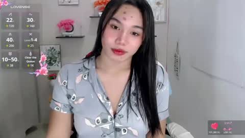 Snapshot of liane_mei chatting on 28, 6, 2026 Liane online show from 28, 6, 2026