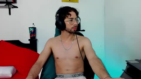 lianxxx8 online show from 7, 1, 2025