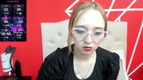 Lia Roberts online show from 26, 12, 2024