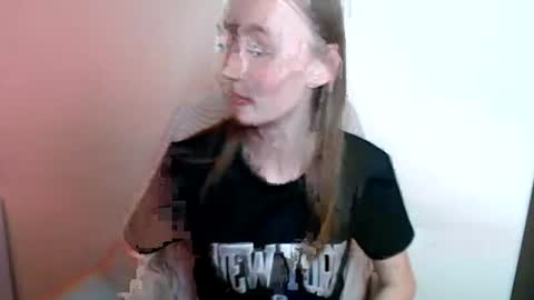 Snapshot of liasais_ chatting on 4, 7, 2026 Lia online show from 4, 7, 2026