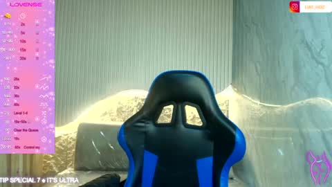 Snapshot of liat_hoz chatting on 11, 4, 2026 Dani online show from 11, 4, 2026