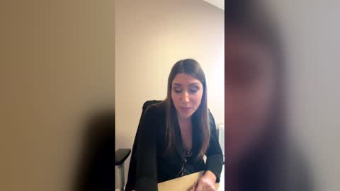 Snapshot of lib_ertine32 chatting on 24, 2, 2026 Lib ertine32 online show from 24, 2, 2026