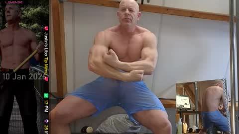 Snapshot of libo_horny_muscle chatting on 10, 1, 2026 Justin Libo online show from 10, 1, 2026