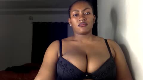 Snapshot of lick_my_pussyyy226651 chatting on 2, 5, 2026 caira online show from 2, 5, 2026