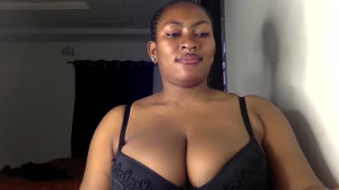 Snapshot of lick_my_pussyyy226651 chatting on 3, 5, 2026 caira online show from 3, 5, 2026