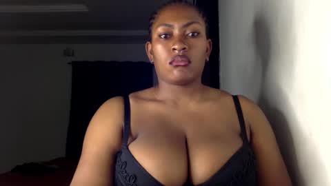 Snapshot of lick_my_pussyyy226651 chatting on 19, 5, 2026 caira online show from 19, 5, 2026