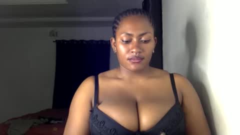 Snapshot of lick_my_pussyyy226651 chatting on 22, 5, 2026 caira online show from 22, 5, 2026