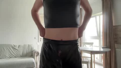 Snapshot of liferacw chatting on 21, 5, 2026 SofieXxxDoll online show from 21, 5, 2026