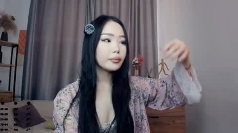 Snapshot of light_my_f1re chatting on 27, 5, 2026 Melissa online show from 27, 5, 2026