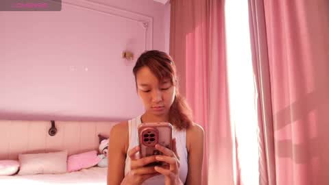 Lihn Pham online show from 7, 4, 2026