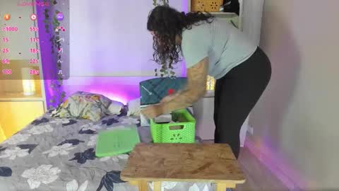         online show from 18, 11, 2025