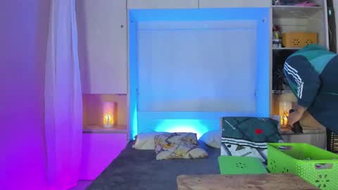         online show from 8, 1, 2026