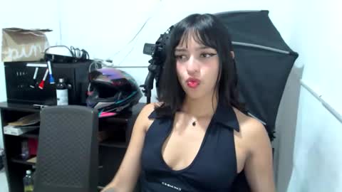 Snapshot of liilithstone chatting on 9, 5, 2026 liilithstone online show from 9, 5, 2026