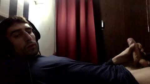 Snapshot of likewhatchasee chatting on 16, 12, 2025 likewhatchasee online show from 16, 12, 2025