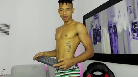 Snapshot of lil___king chatting on 15, 4, 2026 Lil KIng online show from 15, 4, 2026