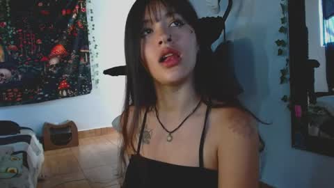 Snapshot of lil_angel7 chatting on 1, 4, 2026 lil angel7 online show from 1, 4, 2026