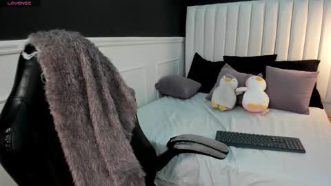 Snapshot of lil_la_skye chatting on 27, 3, 2026 Lila online show from 27, 3, 2026