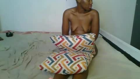 Snapshot of lil_meg chatting on 20, 2, 2026 lil_meg online show from 20, 2, 2026