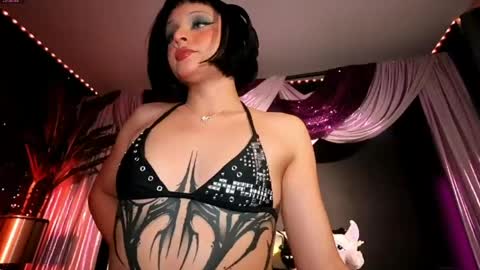 Snapshot of lil_morgan chatting on 28, 4, 2026 Morgan online show from 28, 4, 2026