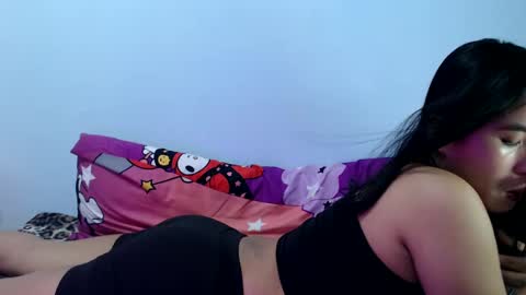 lil_sweetgirl4u online show from 19, 2, 2025