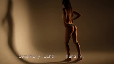 Snapshot of lil_uff chatting on 19, 4, 2026 aka princessmaya online show from 19, 4, 2026
