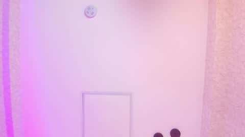 Snapshot of lila_cohen chatting on 4, 2, 2025 L I L A online show from 4, 2, 2025