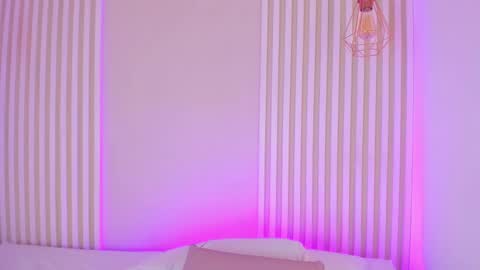 Snapshot of lila_cohen chatting on 21, 2, 2025 L I L A online show from 21, 2, 2025