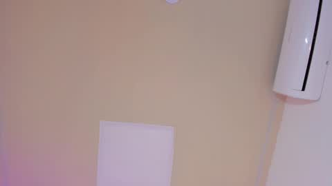 Snapshot of lila_cohen chatting on 27, 2, 2025 L I L A online show from 27, 2, 2025