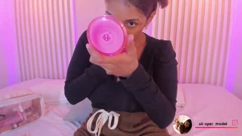 Snapshot of lila_cohen chatting on 4, 12, 2025 L I L A online show from 4, 12, 2025