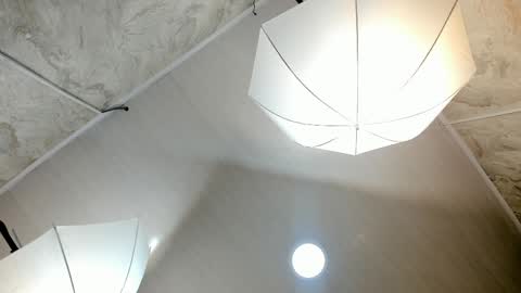 Lila online show from 6, 4, 2026